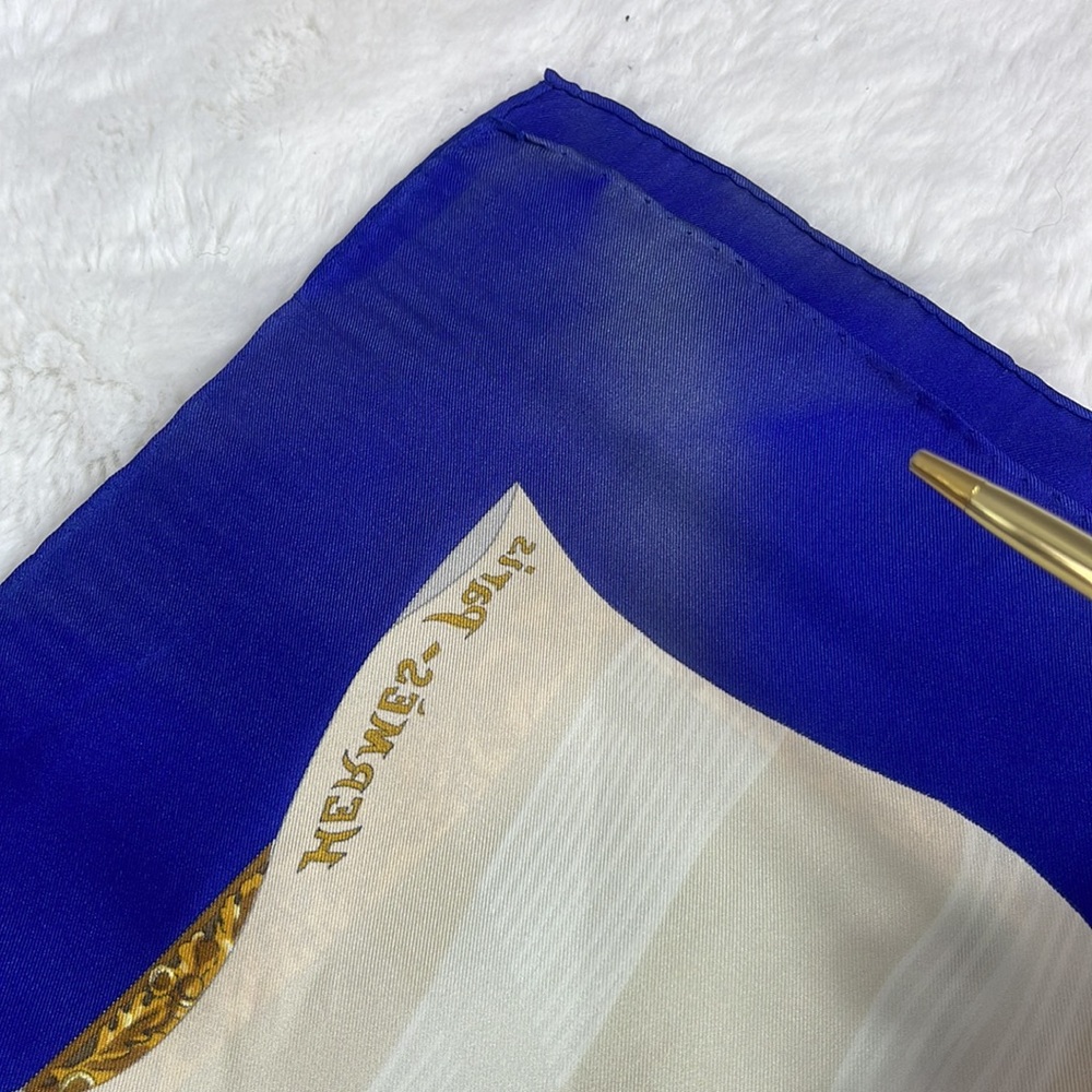 ‼️‼️‼️SOLD‼️‼️‼️Hermes scarf vintage souvenirs de Paris byHilton McConnico - Picture 10 of 16